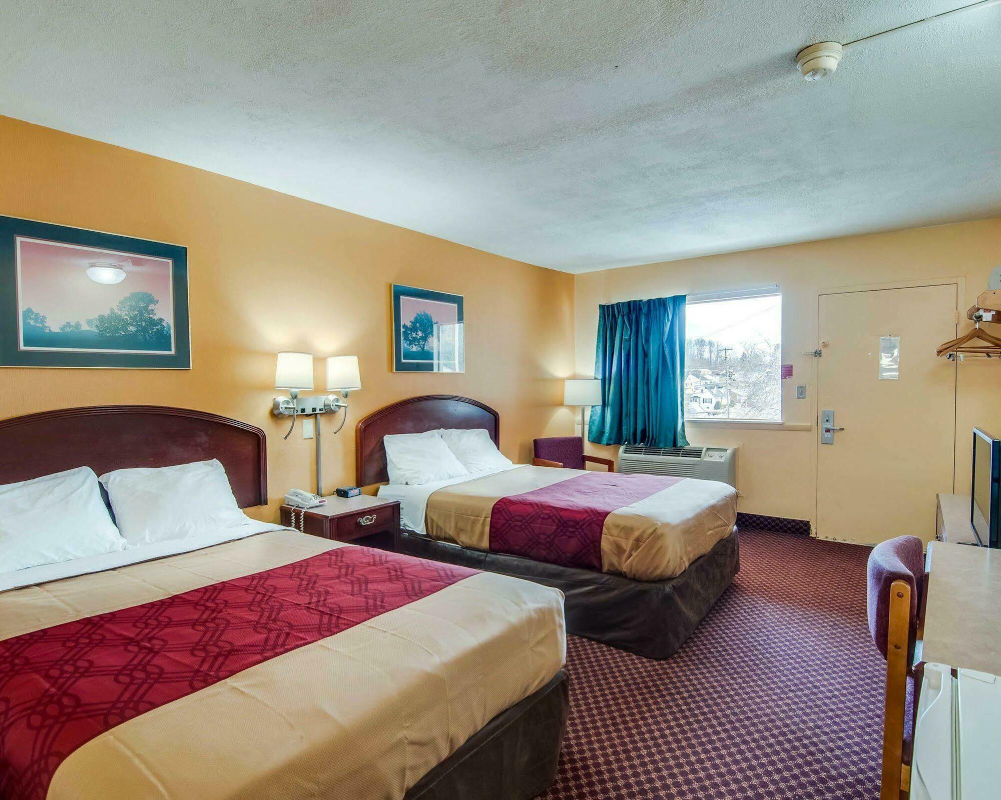 Econo Lodge Near Bluefield College Eksteriør billede